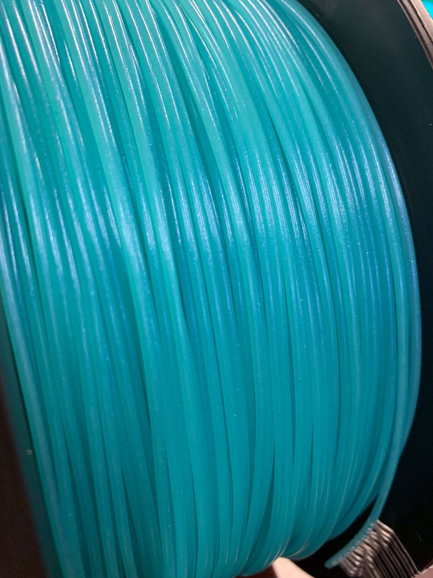 Tropical Sea Iridescent Translucent v2 PLA AMS Compatible